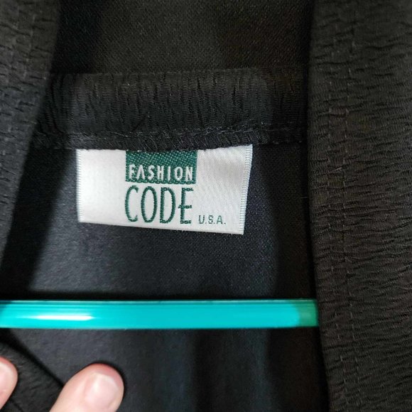 EUC Fashion Code Tunic with attached Neck scarf - Picture 3 of 5